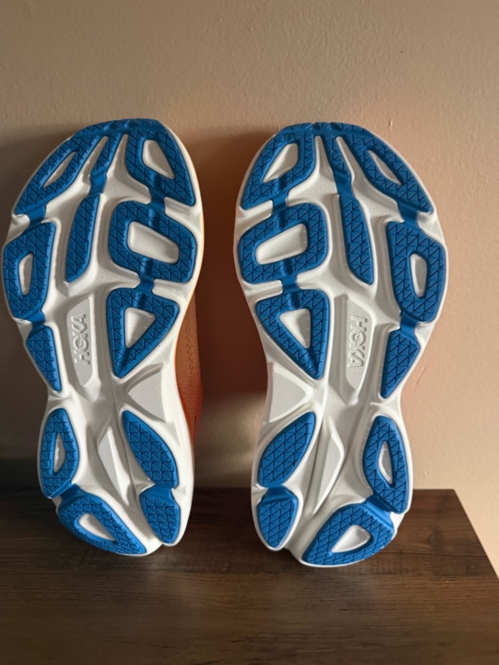 NWB Men's HOKA Bondi 8 'Impala Mock Orange' Men's Size 9.5 - Picture 7 of 9